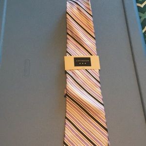 NEW COVINGTON TIE